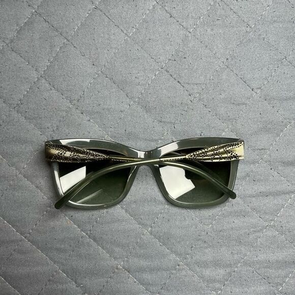 Burberry B 4207  Women\'s Oversized Geometric Sunglasses Clear Green main image 4